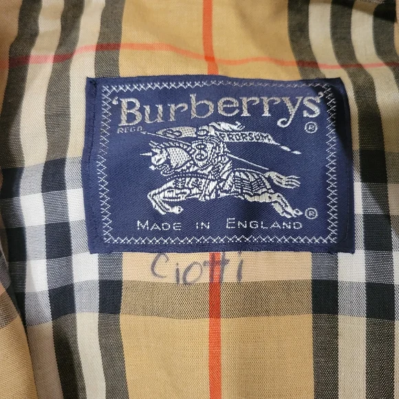 Burberry Beige Jacket - Picture 3 of 11